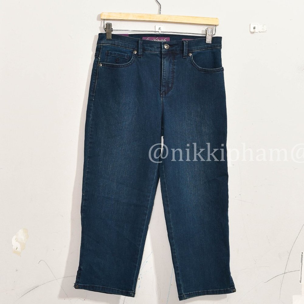 BRAND NEW Gloria Vanderbilt Amanda Capri length classic rise in Navy - Picture 2 of 5